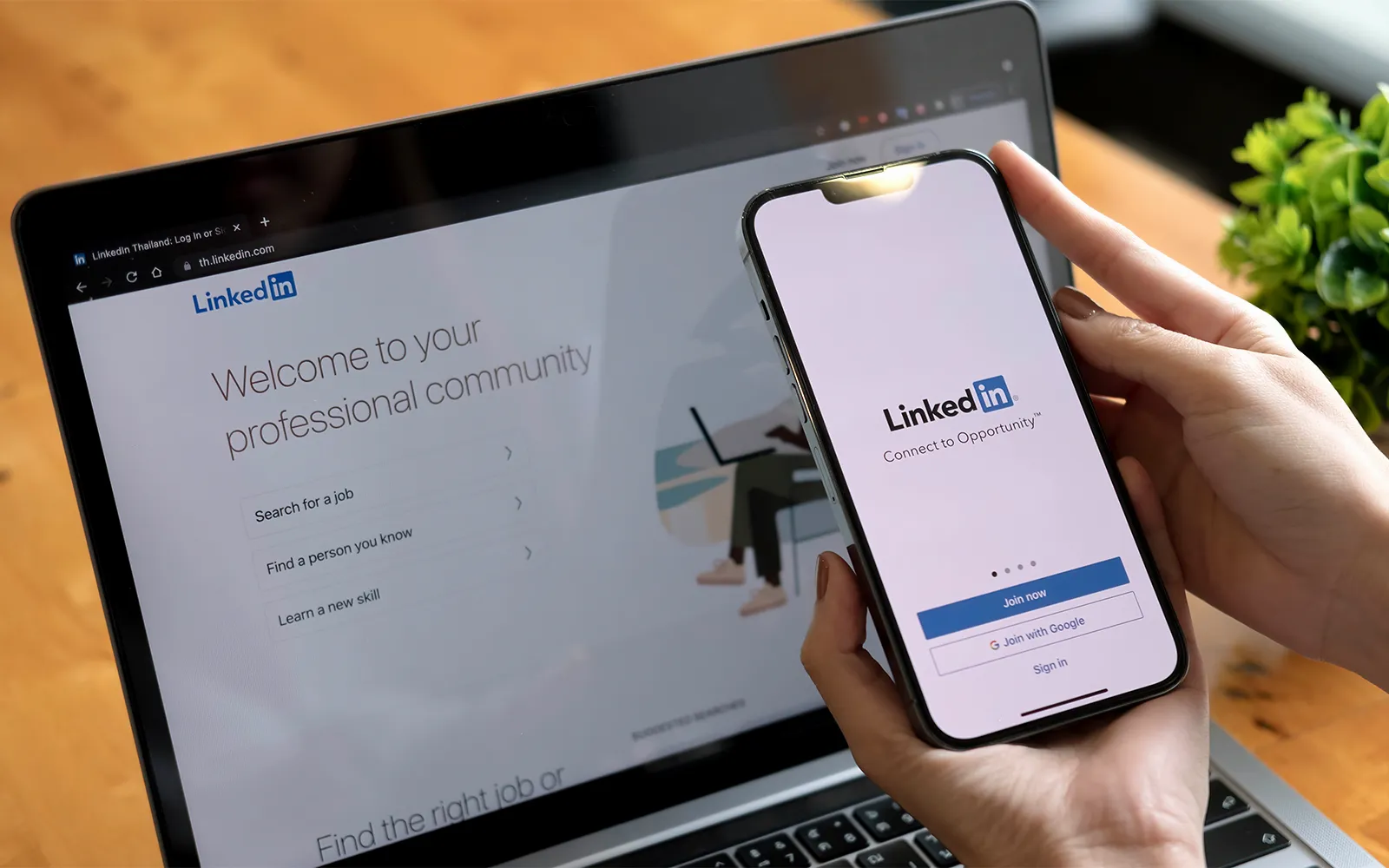 Cómo Eliminar una Cuenta de LinkedIn de Forma Definitiva